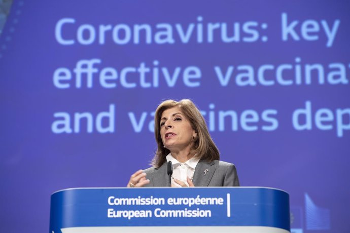 HANDOUT - 15 October 2020, Belgium, Brussels: European Commissioner in charge of Health Stella Kyriakides, speaks during a press conference with Commissioner for Promoting our European Way of Life Margaritis Schinas on the Coronavirus EU Vaccination Str