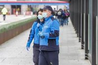 Samur Social atiende a 53 personas en el Metro y reparte agua en la Cañada Real tras la congelación de tuberías