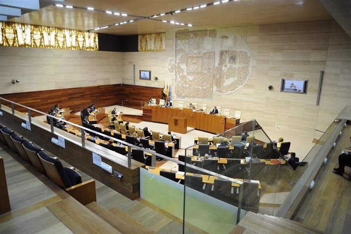 Pleno de la Asamblea de Extremadura este jueves.