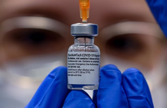 Vacuna contra el coronavirus desarrollada por Pfizer y BioNTech