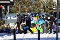 Maestre responsabiliza a Almeida del estado de una ciudad que parece sufrir "las consecuencias de una guerra"