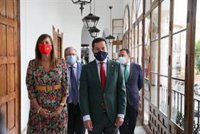 La alcaldesa de Osuna (Sevilla) y dos ediles dan positivo en Covid, con síntomas leves