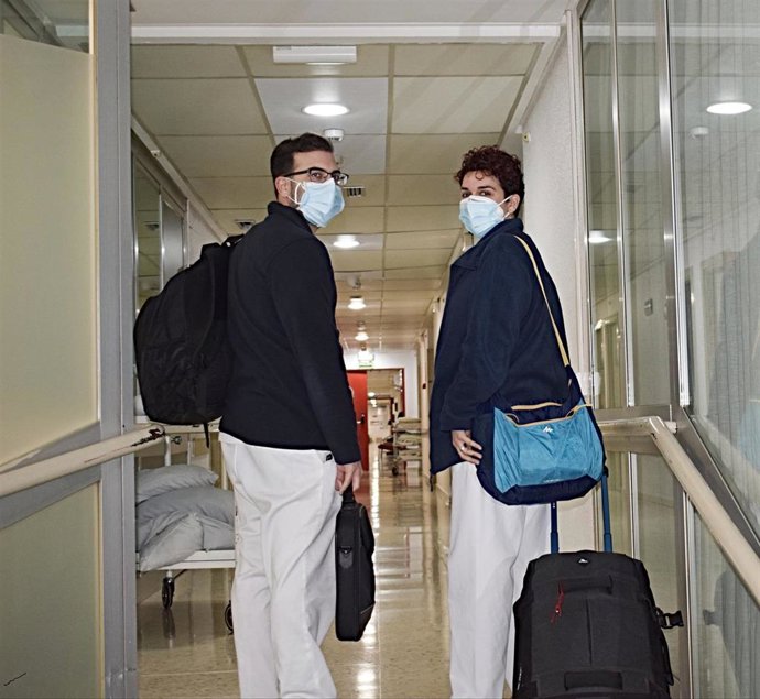 Equipo de profesionales (médico y enfermera) de Hospitalización Domiciliaria.