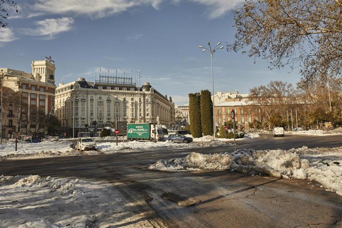 Vías de la capital tras la gran nevada provocada por la borrasca 'Filomena', en Madrid, (España).