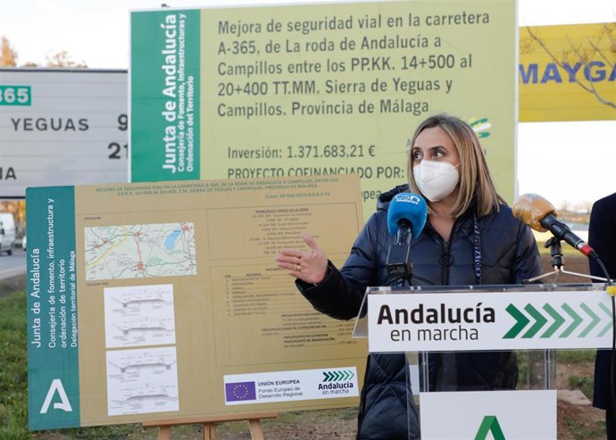 Marifrán Carazo, consejera de Fomento de la Junta de Andalucía, en rueda de prensa