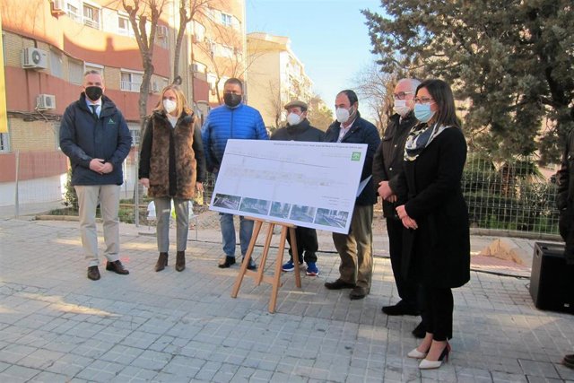 Inicio de las obras de remodelación del Paseo Virgen del Rocío, de Jaén.