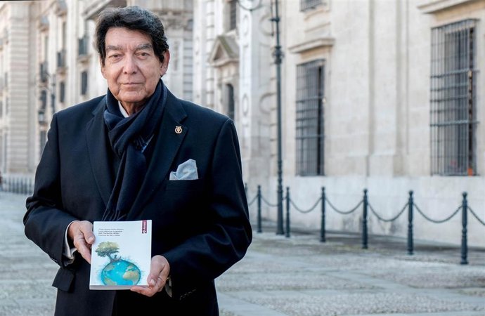 Fundación Unicaja edita un libro de relatos cortos del escritor sevillano Ángel Alberto Núñez Moreno