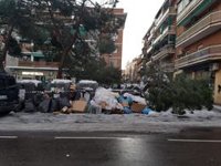 Almeida calcula que la recogida de basura estará "normalizada" a principios de la semana que viene