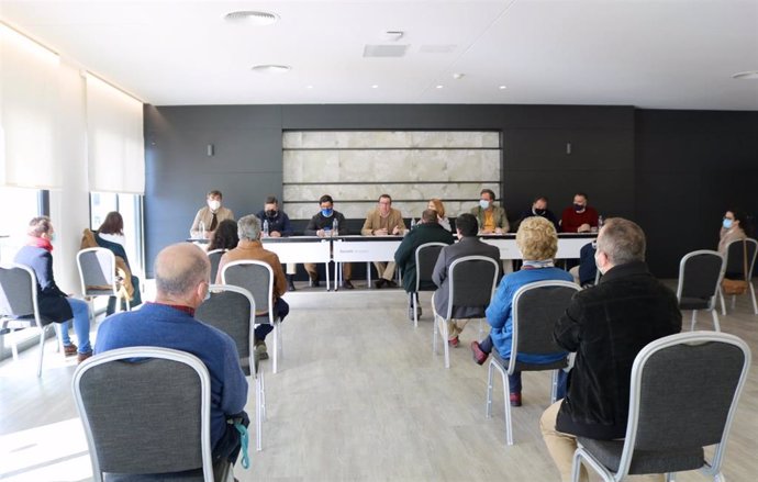 Encuentro de miembros del PP de la Sierra de Huelva.