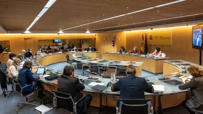 Bruselas.- Sindicatos piden conocer cuáles son compromisos con Bruselas y no dejar "sin oxígeno" al diálogo social