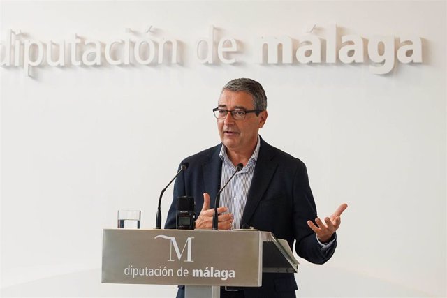 El presidente de la Diputación, Francisco Salado, en rueda de prensa