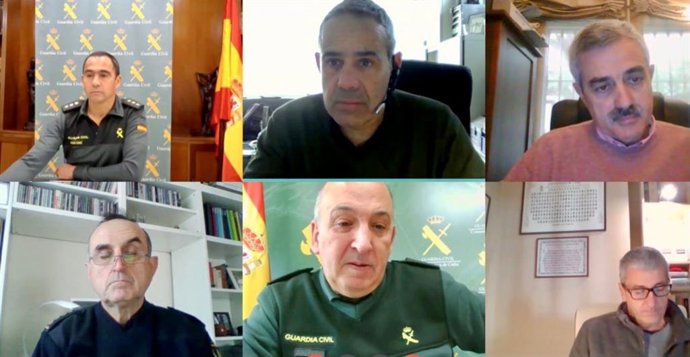 Reunión del subdelegado del Gobierno de España en Cádiz, José Pacheco, con el Centro de Coordinación Operativa Cecor y las Fuerzas y Cuerpos de Seguridad del Estado.