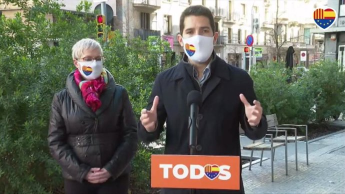 El diputado de Cs en el Parlament, Nacho Martín Blanco, y la número dos de Cs a las elecciones catalanas, Anna Grau.