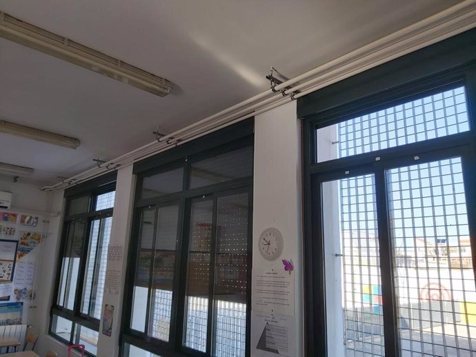 Protección contra el frío en colegios de Alcalá de Guadaíra