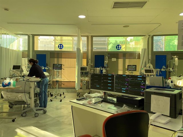 El Hospital Regional de Málaga reorganiza la hospitalización frente al COVID