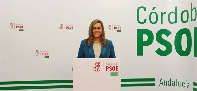 La secretaria de Política Municipal del PSOE de Andalucía, María Jesús Serrano, en rueda de prensa telemática.