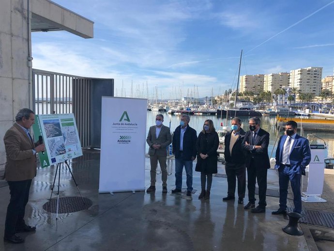 Visitas inicio de las obras del puerto de Estepona