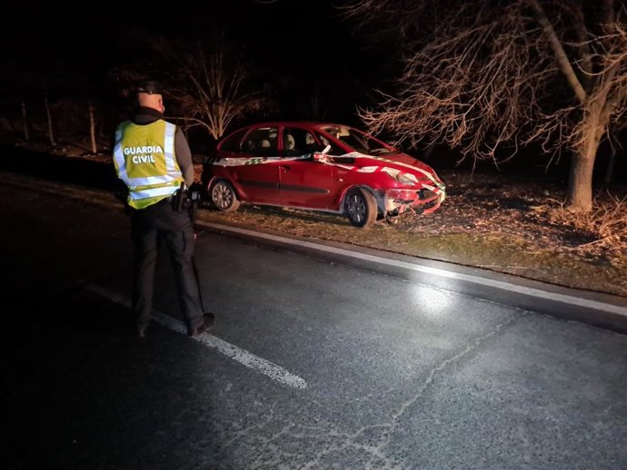 Herida una conductora en Lerín tras esquivar un animal en la carretera.