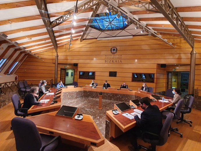 Comisión de Hacienda en las Juntas Generales de Bizkaia