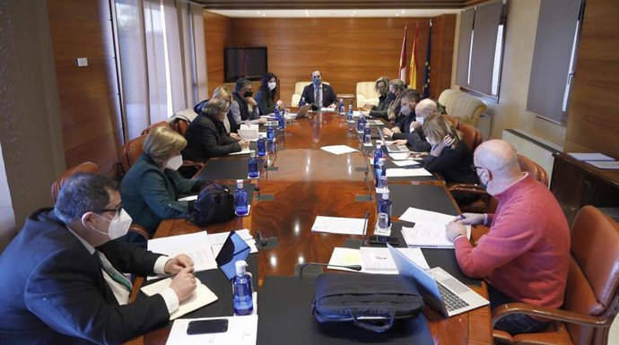 Reunión de la Junta de Portavoces y la Mesa de las Cortes.