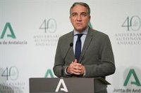 Bendodo admite que Andalucía se prepara ya para una situación "compleja" de ocupación hospitalaria