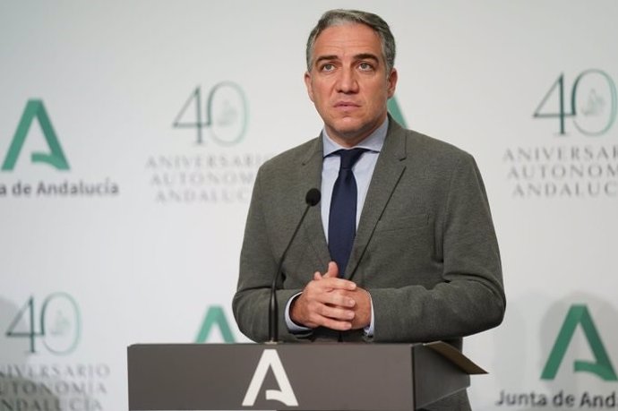 El consejero de la Presidencia, Administración Pública e Interior y portavoz del Gobierno andaluz, Elías Bendodo, en la rueda de prensa posterior a la reunión del Consejo de Gobierno.