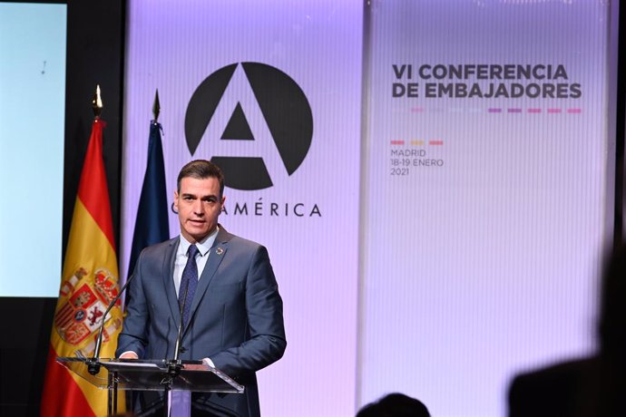 El presidente del Gobierno, Pedro Sánchez, interviente ante la Conferencia de Embajadores