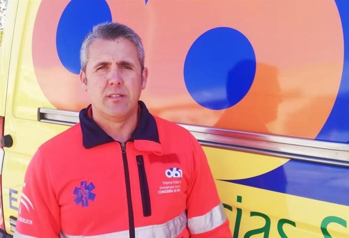 Enfermero malagueño del 061 reconocido por Defensa con la medalla de la 'Operación Balmis'