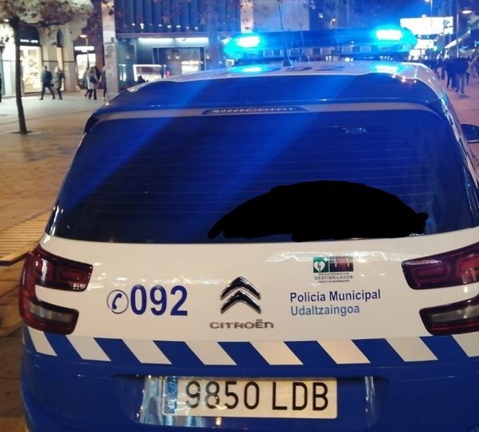 Vehículo de la Policía mUnicipal de Pamplona