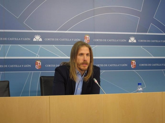 El secretario general de Podemos en Castilla y León,Pablo Fernandez.