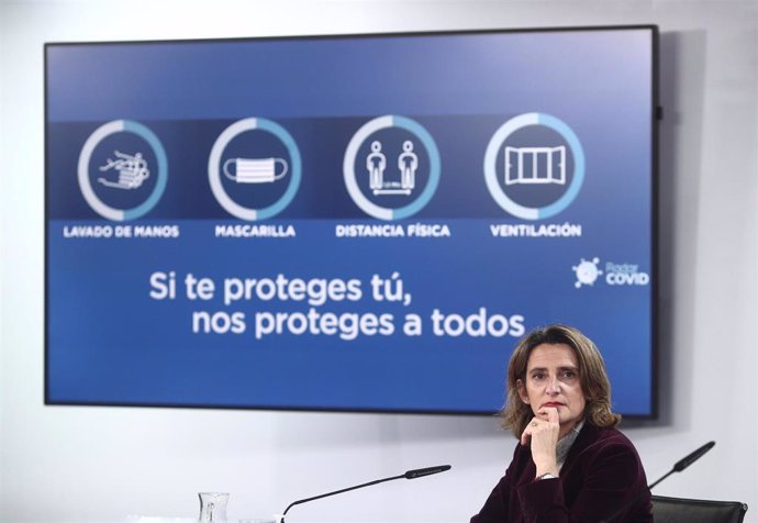 La vicepresidenta cuarta y ministra de Transición Ecológica y Reto Demográfico, Teresa Ribera, durante una rueda de prensa convocada ante los medios posterior al Consejo de Ministros, en Madrid, a 19 de enero de 2021. El Consejo de Ministros ha aprobado