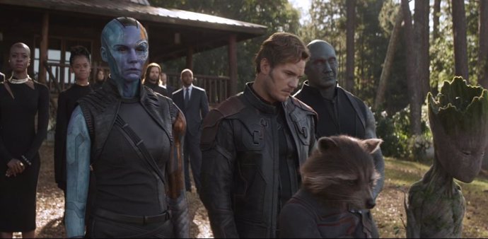 Héroes de Marvel en el funeral de Tony Stark en Vengadores: Endgame
