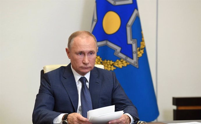 HANDOUT - 02 December 2020, Russia, Moscow: Vladimir Putin chairs a meeting via videoconference of the Collective Security Council of the Collective Security Treaty Organisation. Photo: -/Kremlin /dpa - ATTENTION: editorial use only and only if the cred