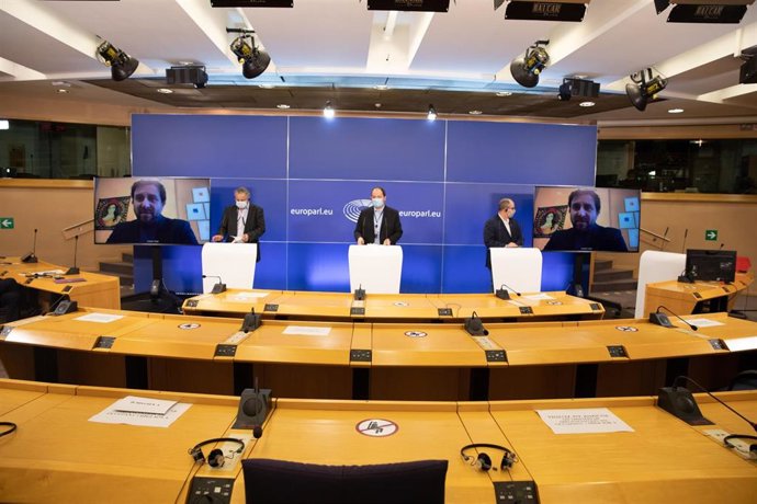 Rueda de prensa de presentación del Self-Determination Caucus.