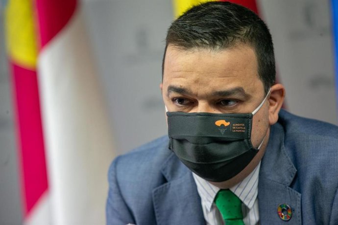 El consejero de Agricultura, Agua y Desarrollo Rural, Francisco Martínez.