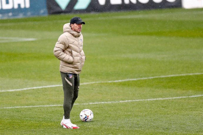 Diego Pablo Simeone durante un entrenamiento del Atlético de Madrid