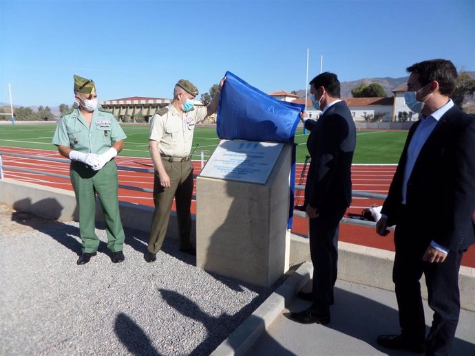 Inauguración de la pista de rugby en la base militar 'Álvarez de Sotomayor' de Viator (Almería)