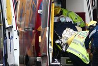 Los 55 mayores de la residencia La Paloma son trasladados a la residencia Pontones