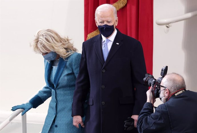 Joe Biden y su esposa, Jill, en la ceremonia de investidura