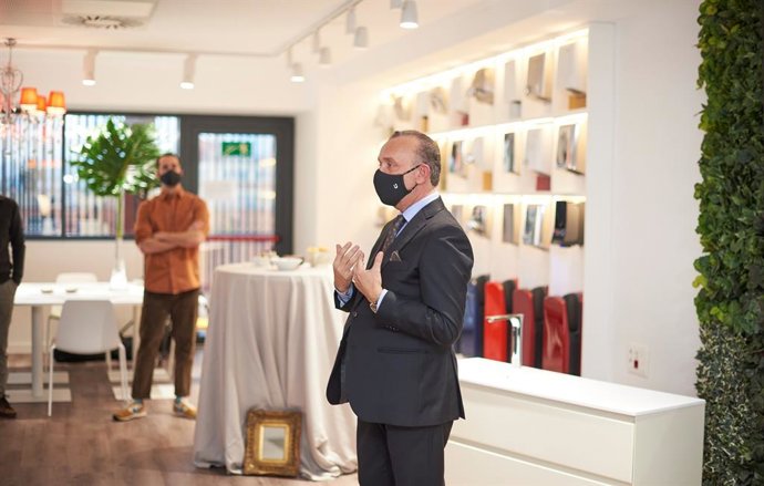 Momento de la presentación en el showroom de Nofer.