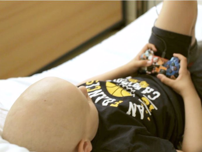 El uso de videojuegos favorece la curación de los pacientes oncológicos y disminuye el uso de morfima al disminuir la sensación de dolor