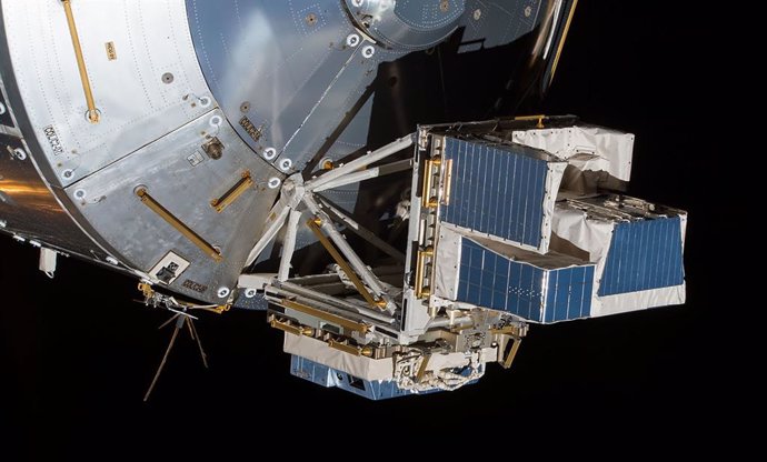 Imagen de ASIM en COLUMBUS en la ISS.