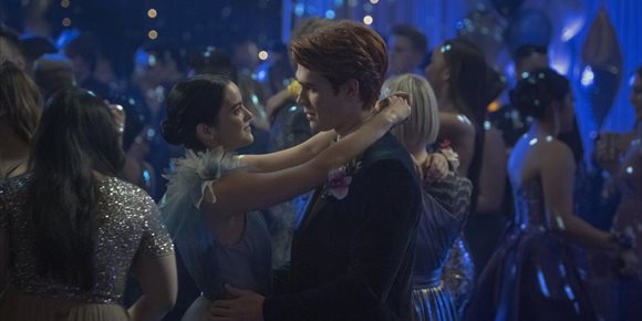 8. Así fue el estreno de la temporada 5 de Riverdale: Las grandes revelaciones de Climax