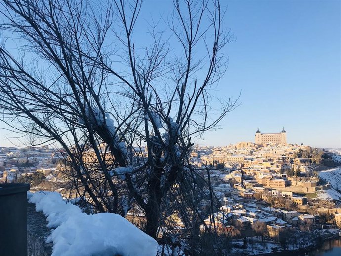 Toledo desde el Valle tras el temporal de nieve