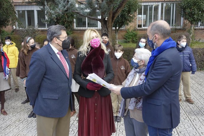 Acto con motivo del programa educativo 'Economía Circular y Reciclaje' del Ayuntamiento de Granada