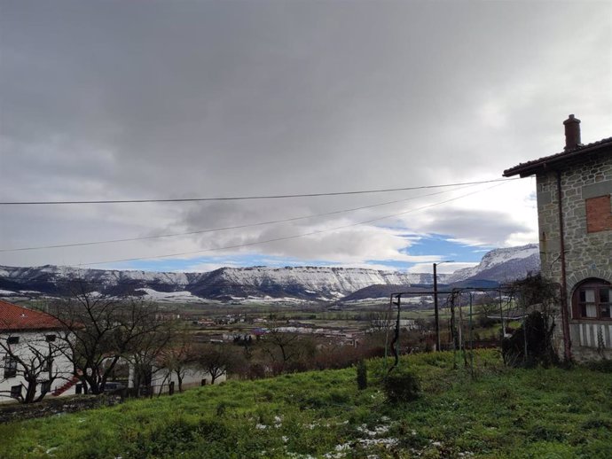 Nubes y nieve en Euskadi