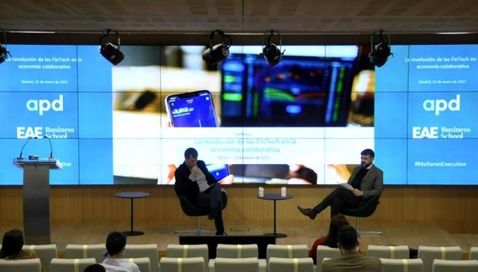 El director general de Bizum, Ángel Nigorra, un encuentro sobre la revolución de las fintech en la economía colaborativa organizado por EAE Business School y la Asociación para el Progreso de la Dirección (APD).