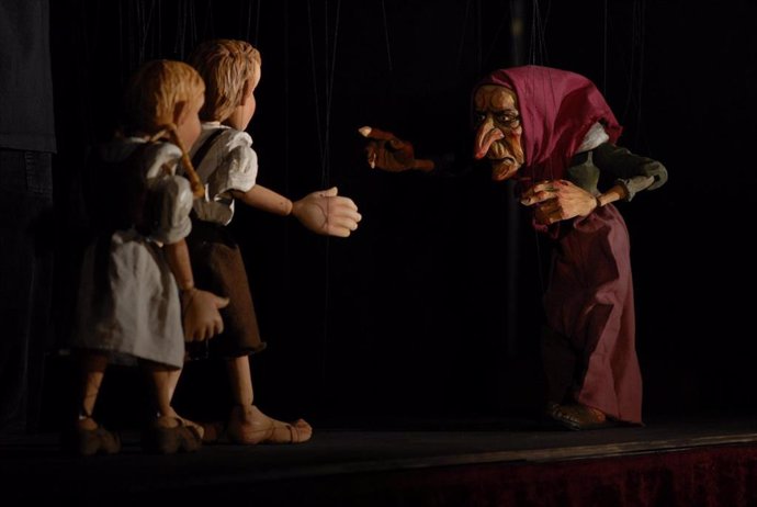 Marionetas en el Teatro Real dentro del ciclo 'Cuentos al calor del hogar'