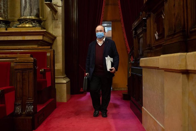El primer secretario del PSC, Miquel Iceta, a su llegada a una sesión celebrada en la Diputación Permanente del Parlament, en Barcelona, Catalunya, (España), a 13 de enero de 2021. 