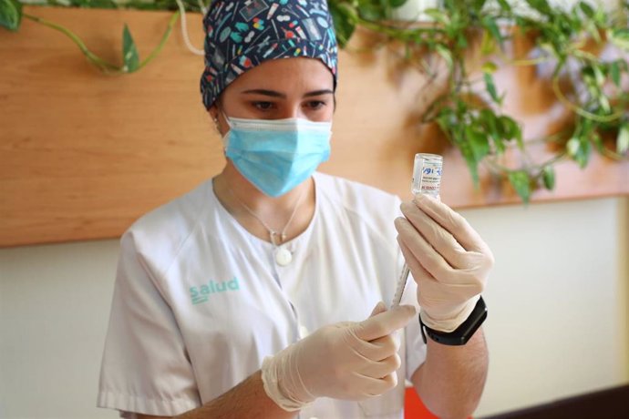 Aragón prevé vacunar durante la próxima semana a 14.000 personas.